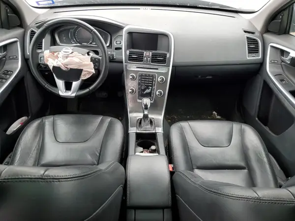 YV440MDK6G2868584 2016 VOLVO XC60 - Image 8