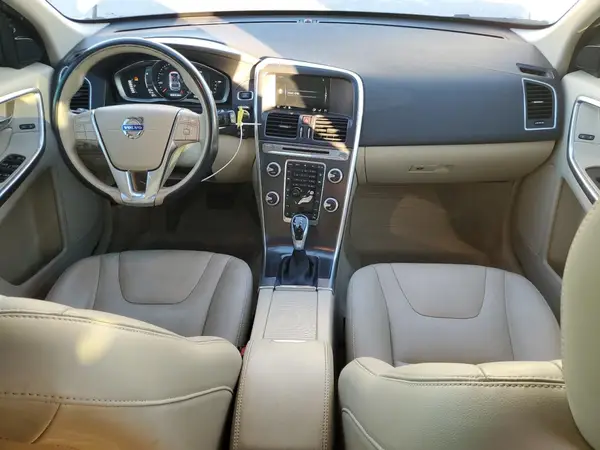 YV440MDK7G2783088 2016 VOLVO XC60 - Image 8