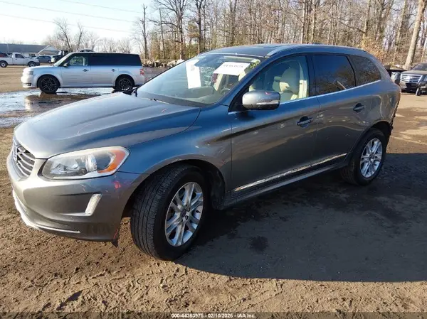YV440MDK7G2787643 2016 VOLVO XC60 - Image 2