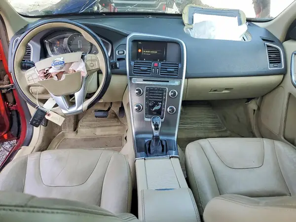 YV440MDK7G2799176 2016 VOLVO XC60 - Image 8