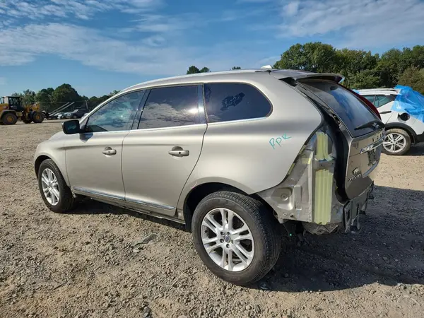YV440MDK7G2862082 2016 VOLVO XC60 - Image 2