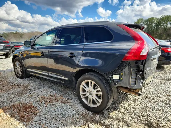 YV440MDK7G2906520 2016 VOLVO XC60 - Image 2