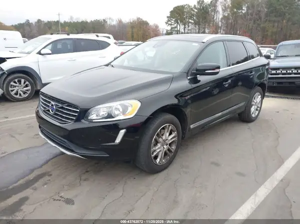 YV440MDK8G2823016 2016 VOLVO XC60 - Image 2