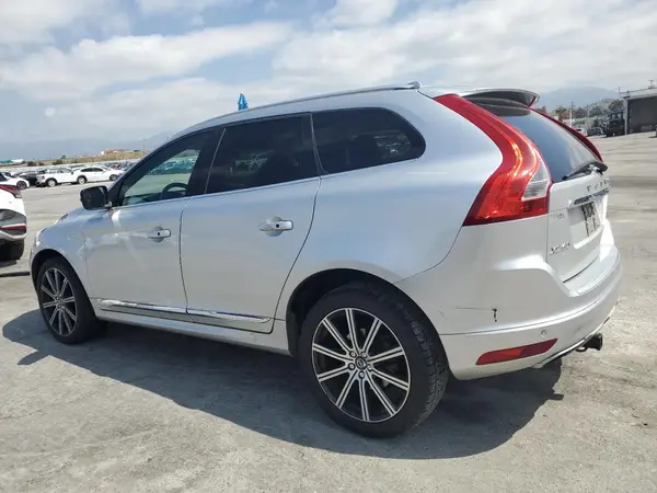 YV440MDK8G2834257 2016 VOLVO XC60 - Image 2