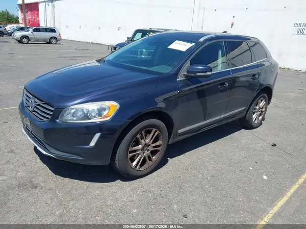 YV440MDK8G2837921 2016 VOLVO XC60 - Image 2