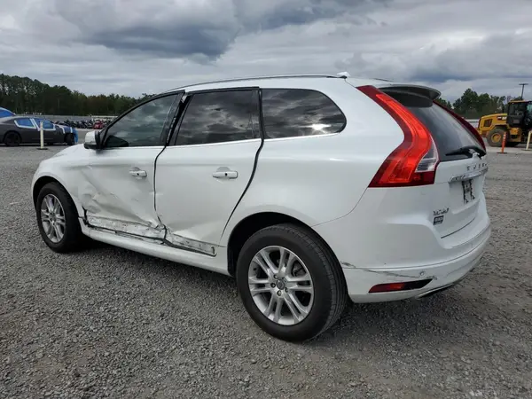 YV440MDK8G2857828 2016 VOLVO XC60 - Image 2
