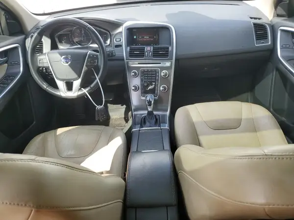 YV440MDK8G2858851 2016 VOLVO XC60 - Image 8