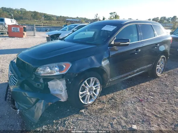 YV440MDK9G2836843 2016 VOLVO XC60 - Image 2