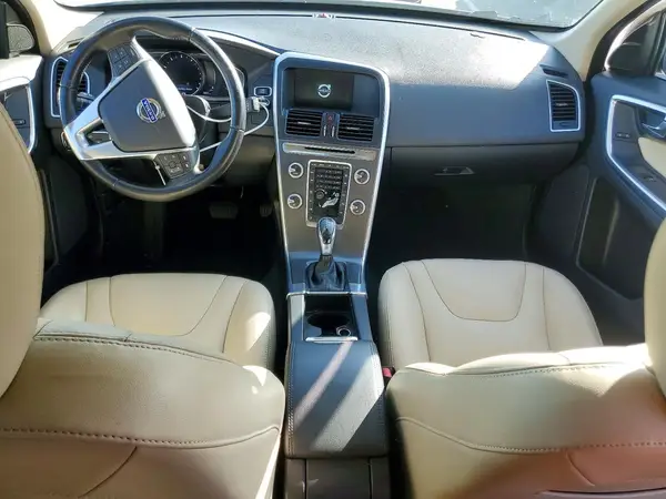 YV440MDK9G2853853 2016 VOLVO XC60 - Image 8