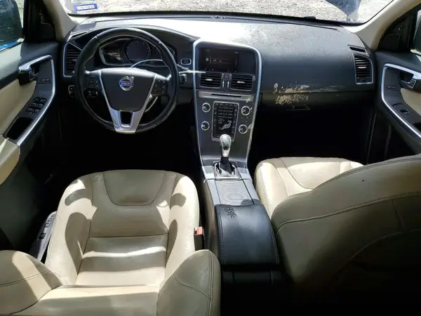 YV440MDK9G2867042 2016 VOLVO XC60 - Image 8
