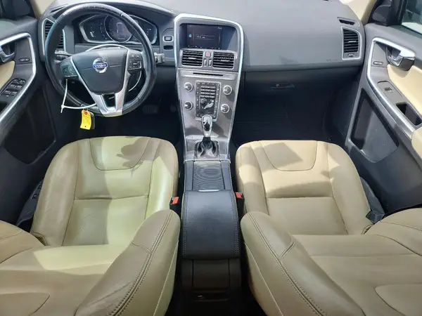 YV440MDK9G2908415 2016 VOLVO XC60 - Image 8