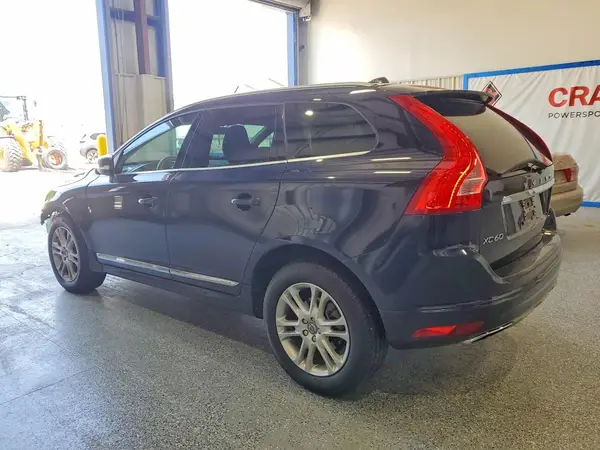 YV440MDKXG2781917 2016 VOLVO XC60 - Image 2