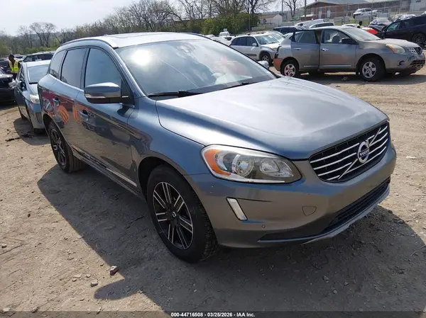 YV440MDKXG2822482 2016 VOLVO XC60 - Image 1