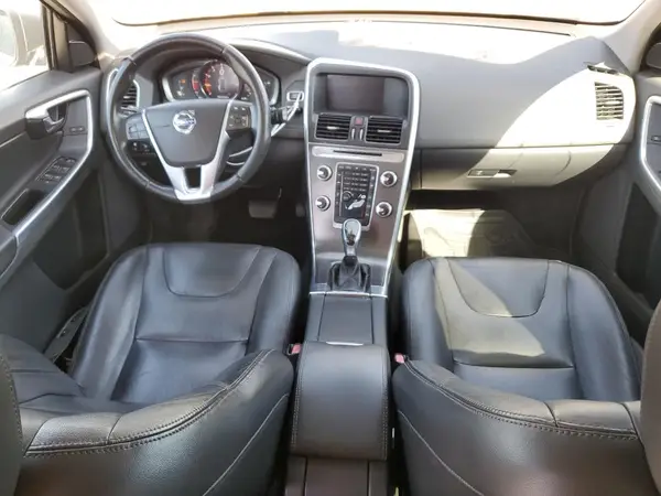 YV440MDKXG2844529 2016 VOLVO XC60 - Image 8