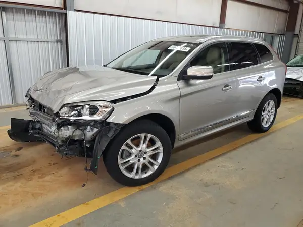 YV440MDKXG2857510 2016 VOLVO XC60 - Image 1