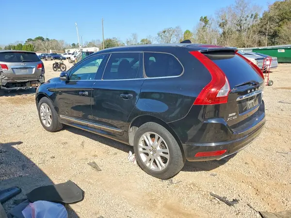 YV440MDKXG2893570 2016 VOLVO XC60 - Image 2