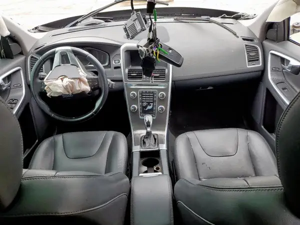 YV440MDM0G2809757 2016 VOLVO XC60 - Image 8