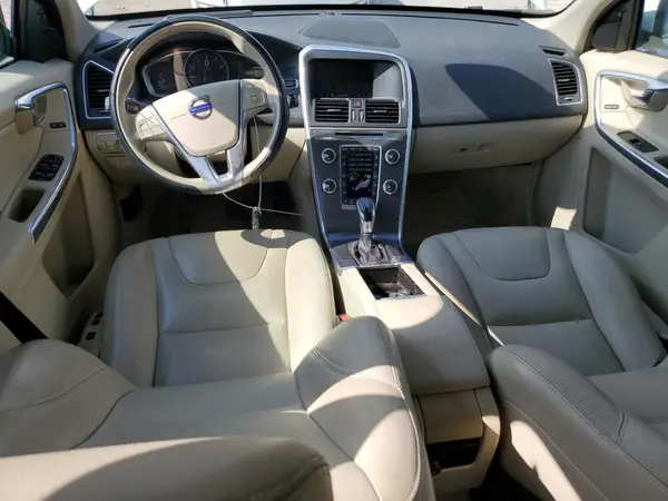 YV440MDM1G2820976 2016 VOLVO XC60 - Image 8