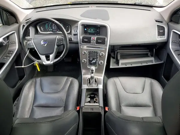 YV440MDM1G2822825 2016 VOLVO XC60 - Image 8