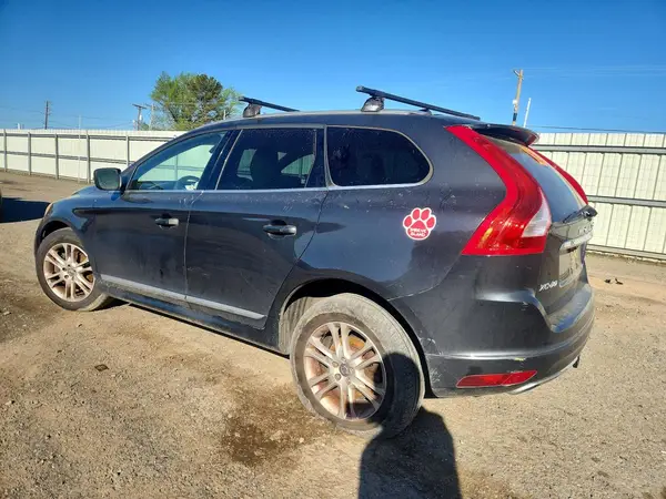 YV440MDM3G2821921 2016 VOLVO XC60 - Image 2