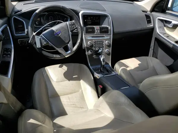 YV440MDM3G2850609 2016 VOLVO XC60 - Image 8