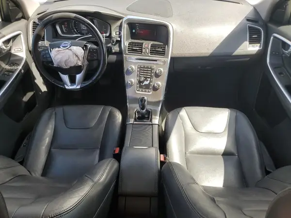 YV440MDM4G2912034 2016 VOLVO XC60 - Image 8