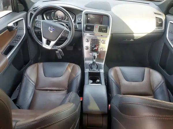 YV440MDM5G2808734 2016 VOLVO XC60 - Image 8