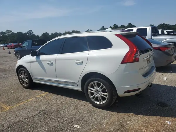 YV440MDM7G2822599 2016 VOLVO XC60 - Image 2