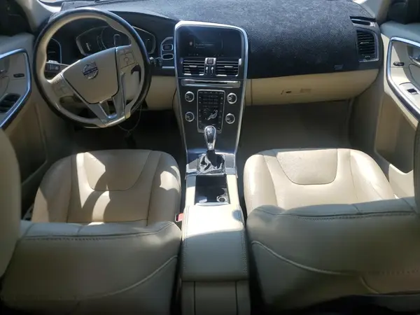YV440MDM7G2822599 2016 VOLVO XC60 - Image 8