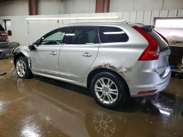 YV440MDM7G2902050 2016 VOLVO XC60 - Image 2