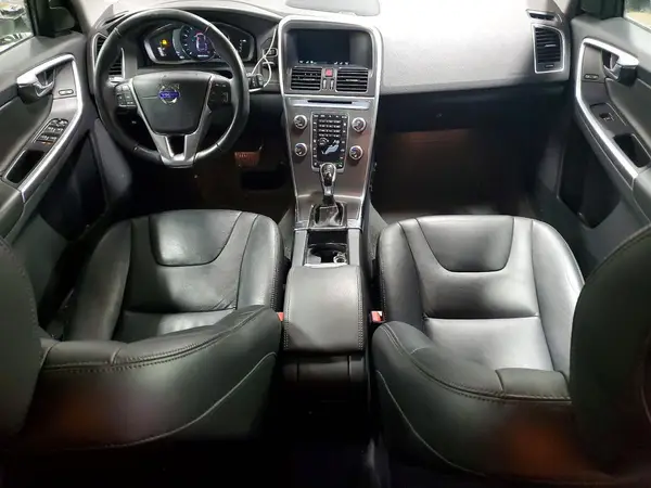 YV440MDM7G2902050 2016 VOLVO XC60 - Image 8