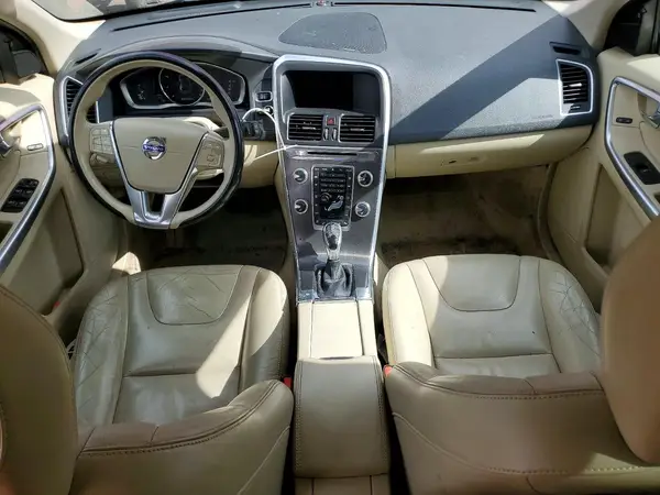 YV440MDM9G2822569 2016 VOLVO XC60 - Image 8