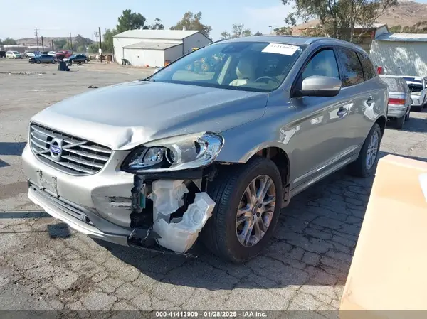 YV440MDM9G2836357 2016 VOLVO XC60 - Image 2