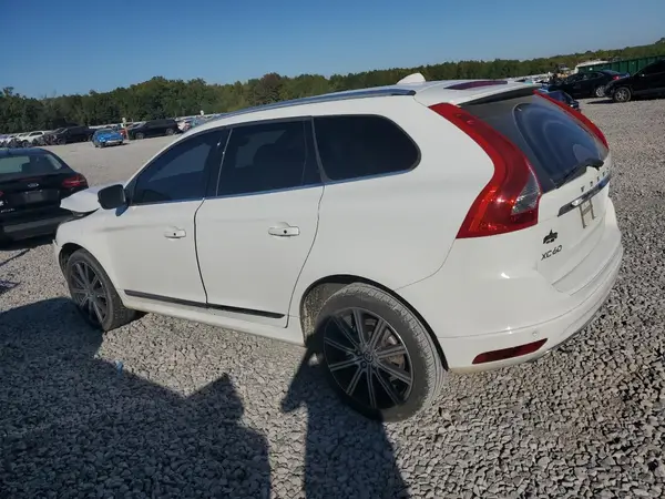 YV440MDMXG2790876 2016 VOLVO XC60 - Image 2