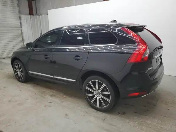 YV440MDMXG2791722 2016 VOLVO XC60 - Image 2