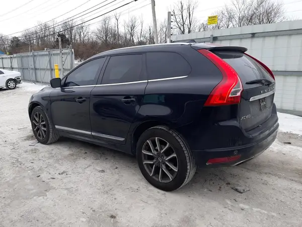 YV440MDMXG2809300 2016 VOLVO XC60 - Image 2