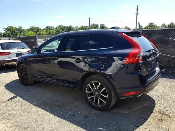 YV440MDMXG2908960 2016 VOLVO XC60 - Image 2