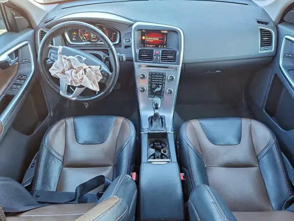 YV440MDR0H2187772 2017 VOLVO XC60 - Image 8