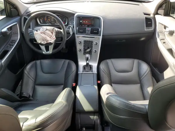 YV440MDR1H2226045 2017 VOLVO XC60 - Image 8