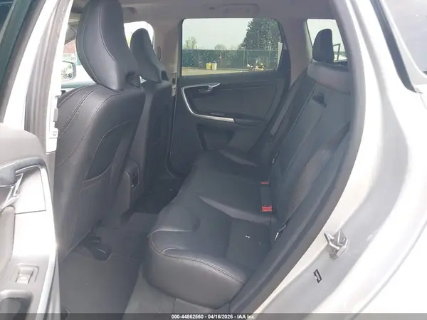 YV440MDR2H2222134 2017 VOLVO XC60 - Image 8