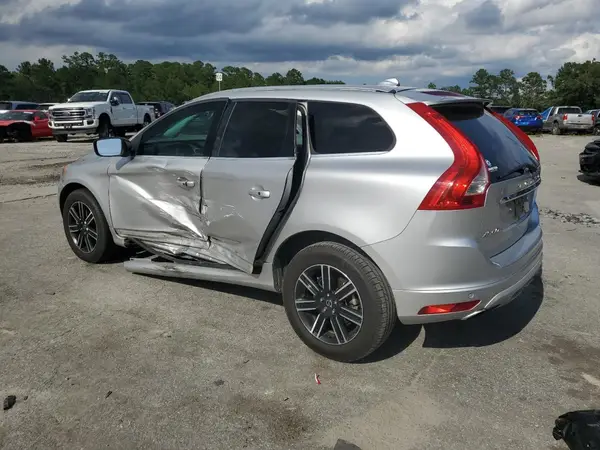 YV440MDR3H2222319 2017 VOLVO XC60 - Image 2