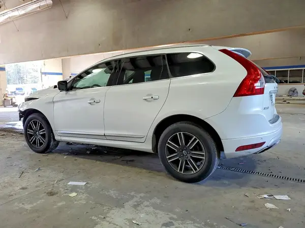 YV440MDR3H2225611 2017 VOLVO XC60 - Image 2