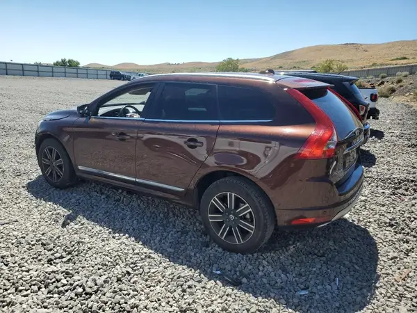 YV440MDR3H2225656 2017 VOLVO XC60 - Image 2
