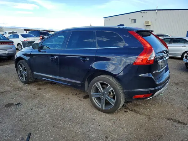 YV440MDR6H2027265 2017 VOLVO XC60 - Image 2