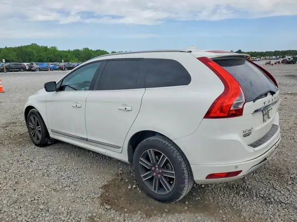 YV440MDR6H2090334 2017 VOLVO XC60 - Image 2