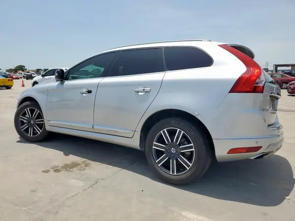 YV440MDR7H2035181 2017 VOLVO XC60 - Image 2