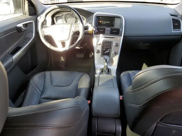 YV440MDR7H2075423 2017 VOLVO XC60 - Image 8