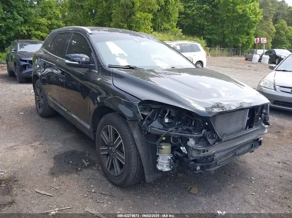 YV440MDR7H2188823 2017 VOLVO XC60 - Image 1