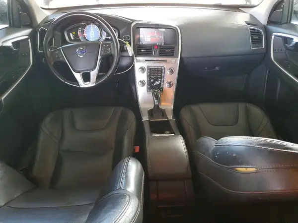 YV440MDR7H2222260 2017 VOLVO XC60 - Image 8