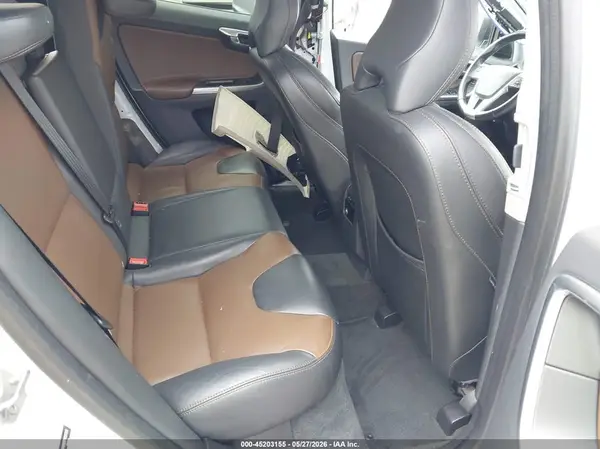 YV440MDR7H2225269 2017 VOLVO XC60 - Image 8